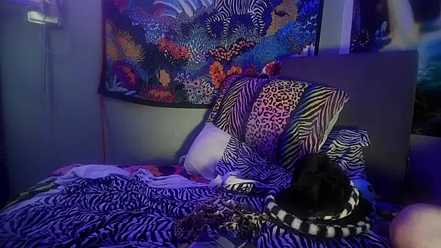 HippieBWC4U online show from 18, 12, 2025