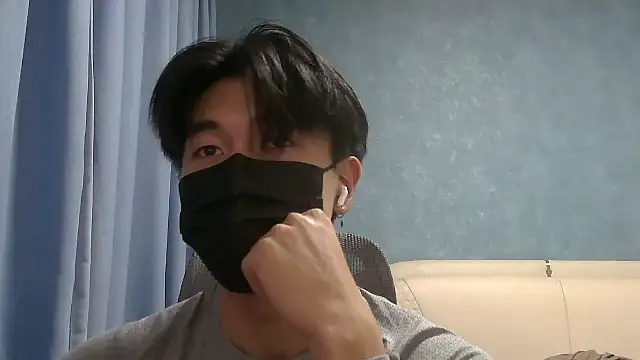 Snapshot of wuzhimao0207 chatting on 18, 5, 2026 wuzhimao0207 online show from 18, 5, 2026