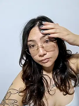 Mia Ruiz online show from 31, 10, 2025