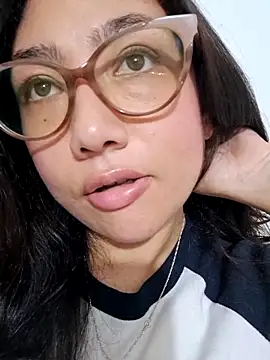 Mia Ruiz online show from 15, 2, 2025