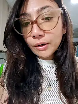 Mia Ruiz online show from 18, 3, 2025