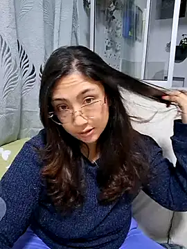 Mia Ruiz online show from 28, 10, 2025