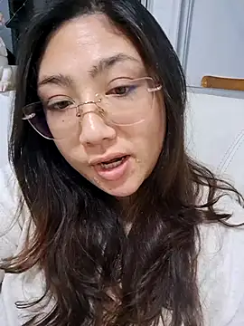 Mia Ruiz online show from 8, 11, 2025