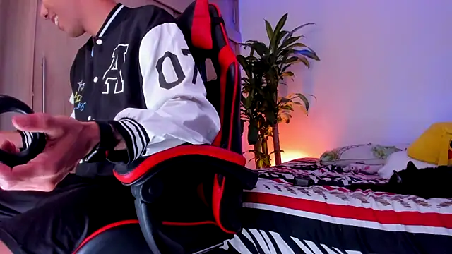 aldrinwhite online show from 15, 4, 2026