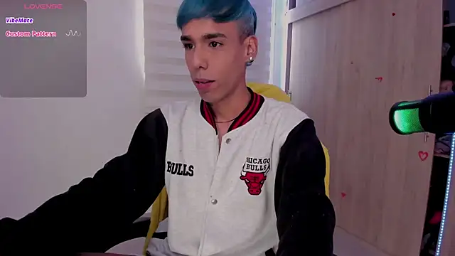 aldrinwhite online show from 12, 3, 2025