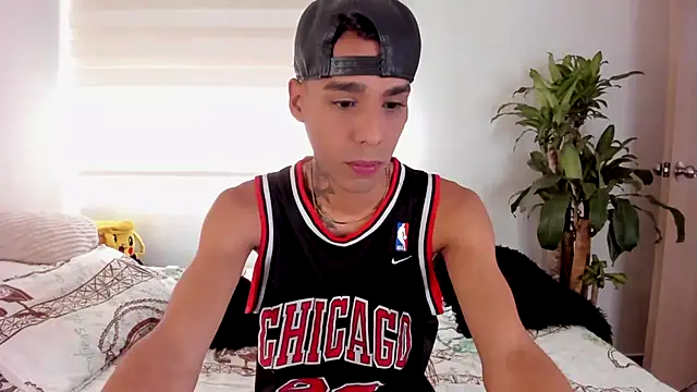 aldrinwhite online show from 8, 9, 2025