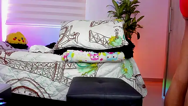 aldrinwhite online show from 10, 10, 2025