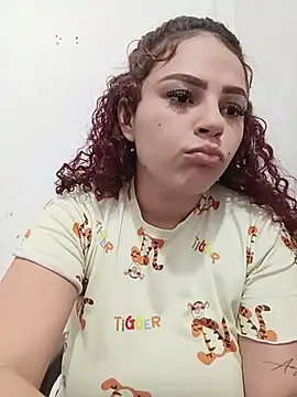 Mommy-Hot online show from 27, 5, 2026