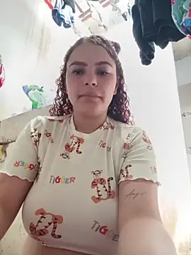 Mommy-Hot online show from 11, 5, 2026
