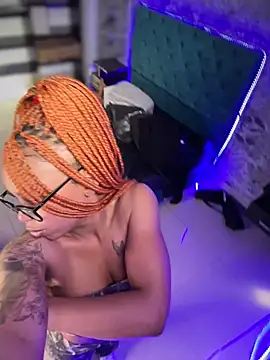 Melany Williams online show from 2, 12, 2025