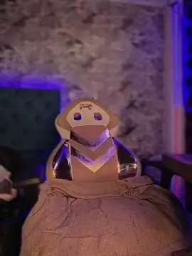 Melany Williams online show from 4, 2, 2026