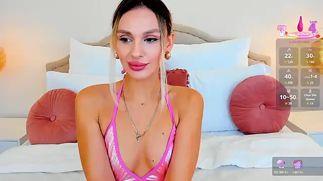 MissLoou online show from 31, 10, 2025