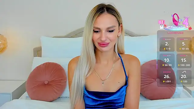 MissLoou online show from 26, 9, 2025