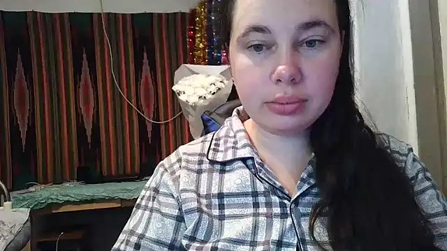 Cora Maro online show from 25, 9, 2025