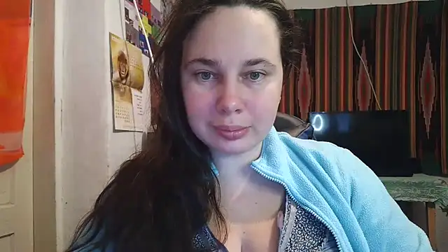 Cora Maro online show from 18, 12, 2025