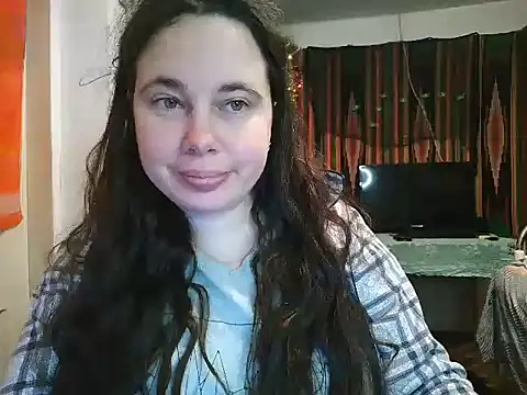 Cora Maro online show from 6, 11, 2025