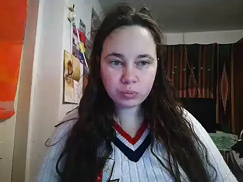 Cora Maro online show from 10, 11, 2025