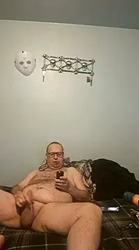 fastesttongue1680 online show from 11, 3, 2025