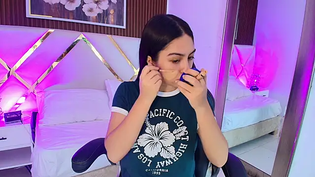 Emelie Ch1 online show from 31, 5, 2026