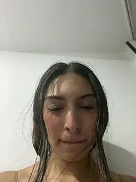 Emelie Ch1 online show from 1, 3, 2025