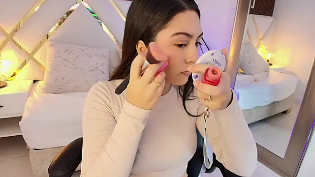 Emelie Ch1 online show from 8, 1, 2026