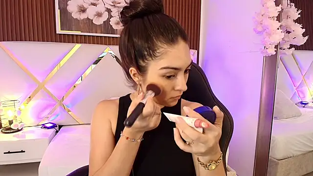 Emelie Ch1 online show from 21, 6, 2026