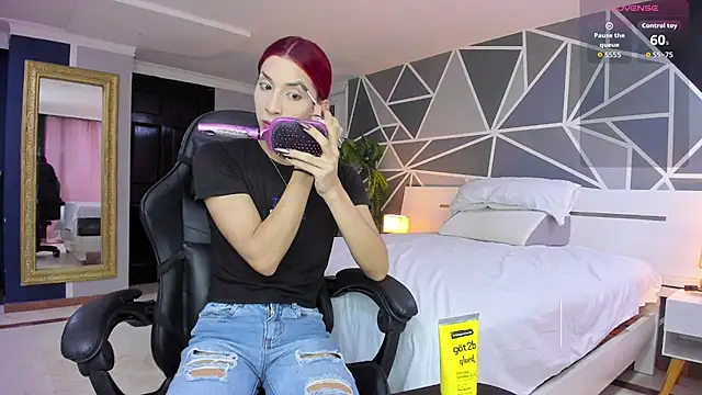 charolbruce 1 online show from 9, 10, 2025