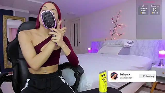 charolbruce 1 online show from 8, 11, 2025