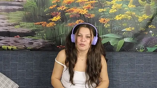 MadameDeFeu online show from 14, 11, 2025