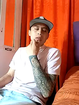 Mich Stev9524 online show from 22, 12, 2025