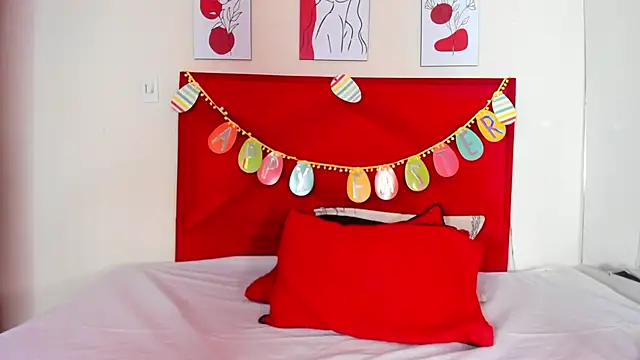 DakotaHoland online show from 7, 4, 2026