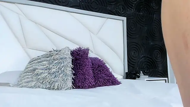 AbigailWilliams  online show from 16, 10, 2025