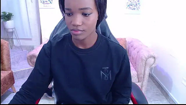 Snapshot of cattalheya chatting on 1, 11, 2025 cattalheya online show from 1, 11, 2025