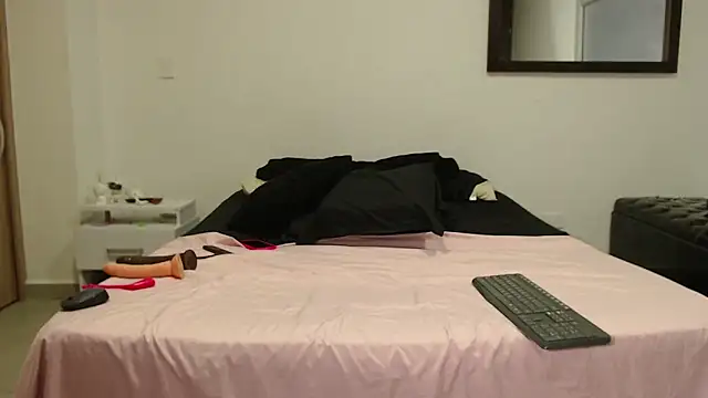 AnnieRoss69 online show from 18, 3, 2025