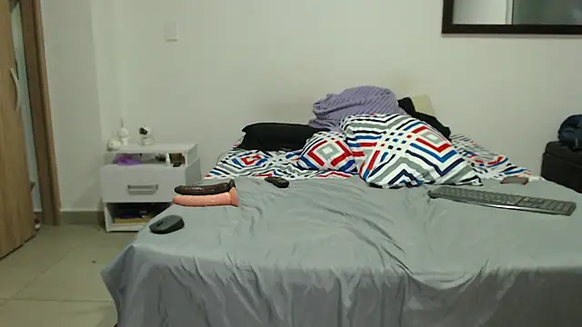 AnnieRoss69 online show from 30, 10, 2025