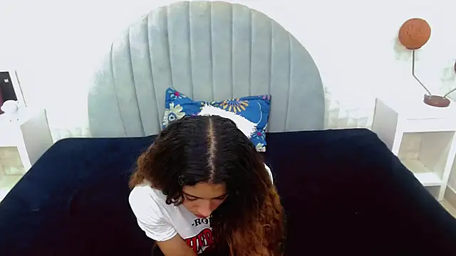 charlotte 0309 online show from 28, 2, 2025