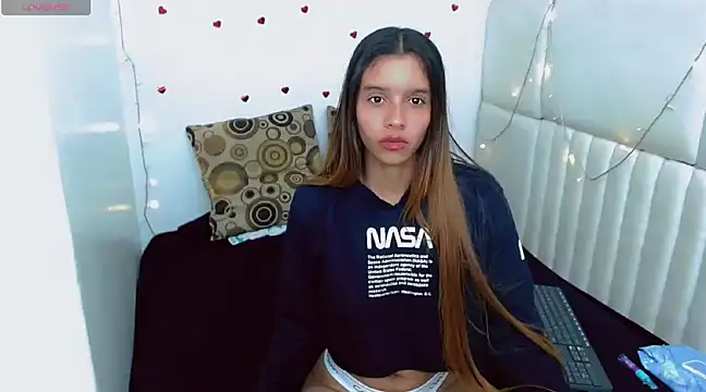 charlotte 0309 online show from 12, 3, 2025