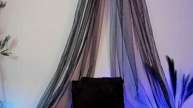 Nyx nayla online show from 14, 3, 2025