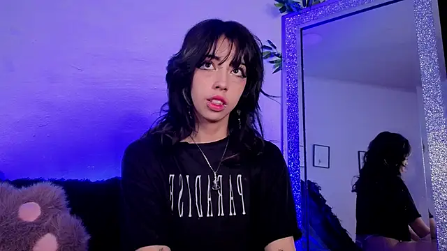 Nyx nayla online show from 16, 10, 2025