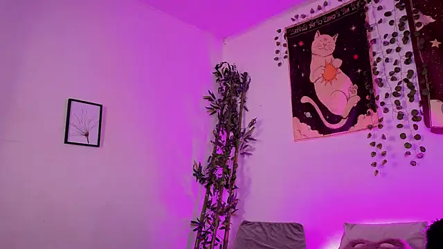 Nyx nayla online show from 23, 12, 2025