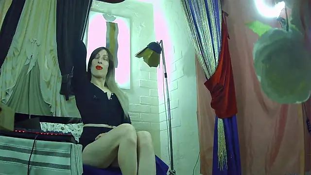 Mary Loon online show from 6, 1, 2026