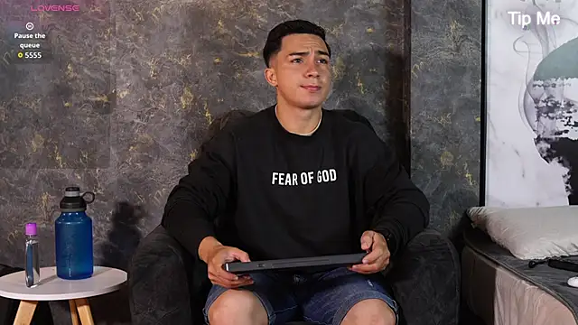 Ryan Hunt online show from 19, 11, 2025