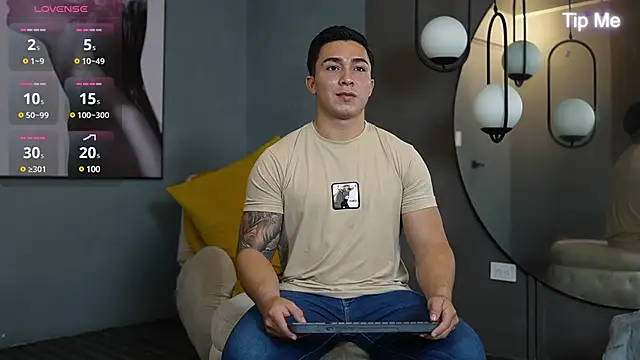 Ryan Hunt online show from 2, 3, 2025