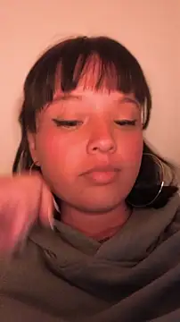 LorenRosse online show from 8, 4, 2026