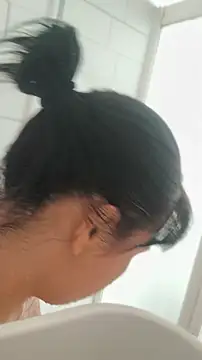 LorenRosse online show from 18, 4, 2026