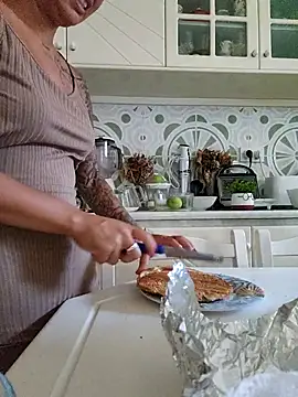 LorenRosse online show from 24, 9, 2025