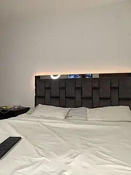 Sthef Castle online show from 4, 2, 2026