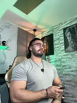 Snapshot of jaxon_colton chatting on 6, 6, 2026 jaxon colton online show from 6, 6, 2026