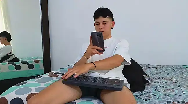 Deam Broowm online show from 13, 2, 2025