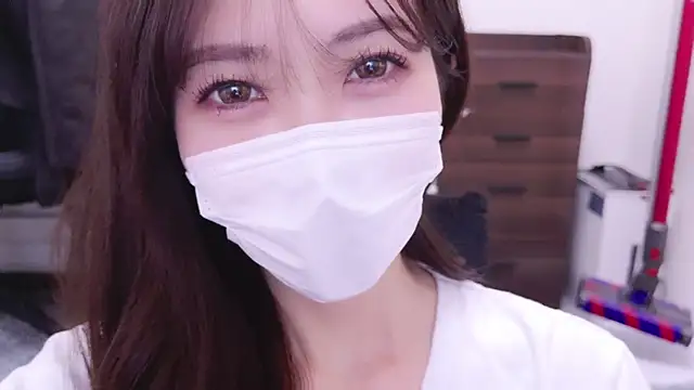 oxo yuna oxo online show from 9, 3, 2025